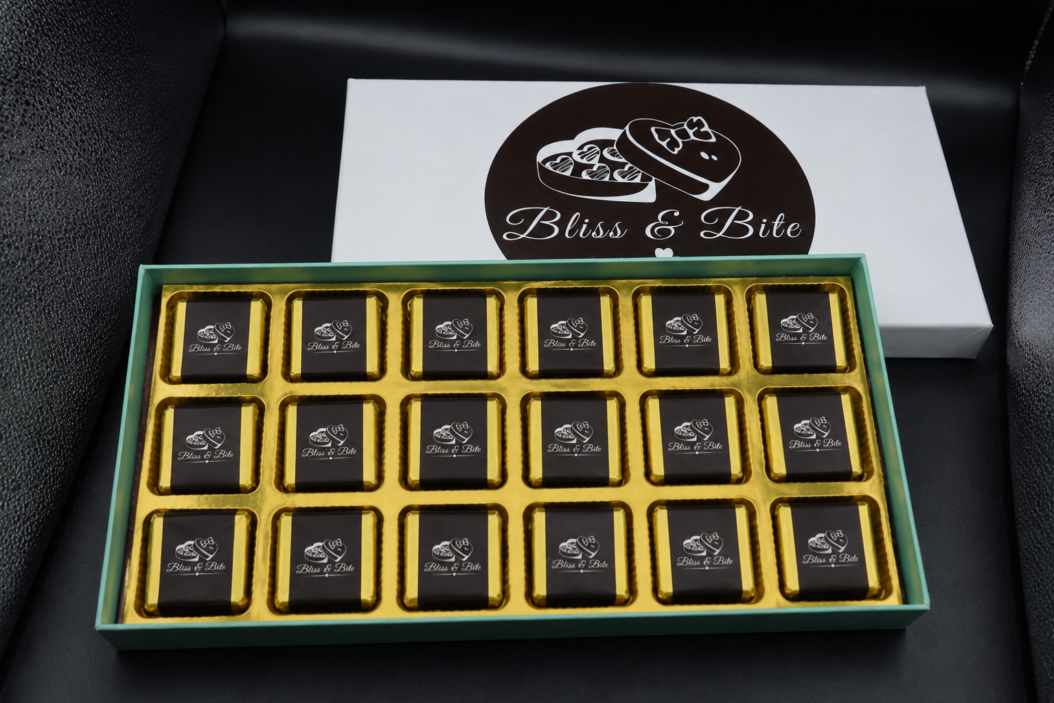 Customized 18 Cavity Box
